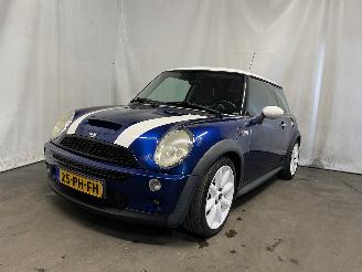 Damaged car Mini Mini Mini (R50/53) Hatchback 1.6 16V Cooper S (W11-B16A) [120kW]  (03-2002/=
09-2006) 2004/6