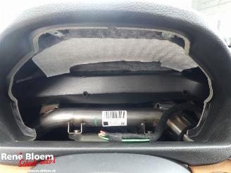 BMW 3-serie 318i Luxury Edition Aut 136pk picture 12