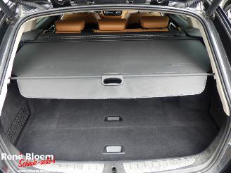 BMW 3-serie 318i Luxury Edition Aut 136pk picture 10