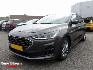 krockskadad bil auto Ford Focus 1.0 EcoBoost Hybrid Navi Titanium X 2022/11