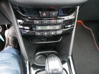 Peugeot 2008 GT LINE PANORAMADAK picture 15