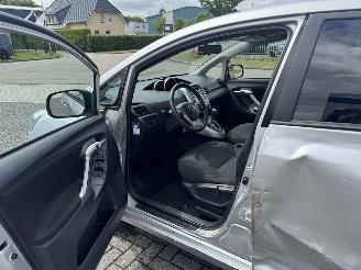 Toyota Verso 1.8 VVT-i AUTOMAAT  - Clima - Navi picture 9