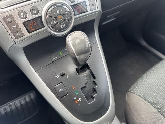 Toyota Verso 1.8 VVT-i AUTOMAAT  - Clima - Navi picture 19