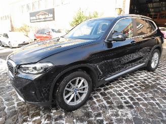 Schadeauto BMW X3 xDrive 30 e 2023/5