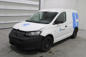 krockskadad bil auto Volkswagen Caddy  2023/3