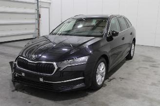 Damaged car Skoda Octavia  2024/8
