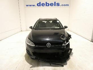 Voiture accidenté Volkswagen Golf 1.6 D VARIANT 2015/4
