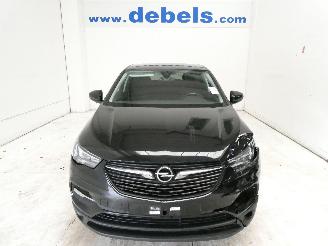 Damaged car Opel Grandland  2019/3