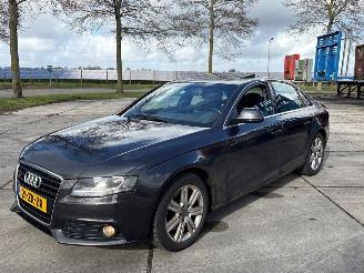 Audi A4 3.2 FSI V6 24V Quattro Sedan 4Dr Benzine 3,197cc 195kW (265pk) 4x4 2007-11/2012-03 (8K2) CALA picture 2