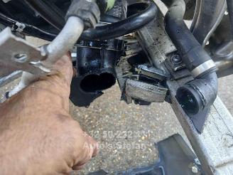 BMW X2 XDRIVE25E picture 28