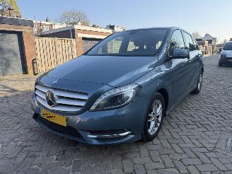 Mercedes B-klasse 180 CDI NAP! picture 2